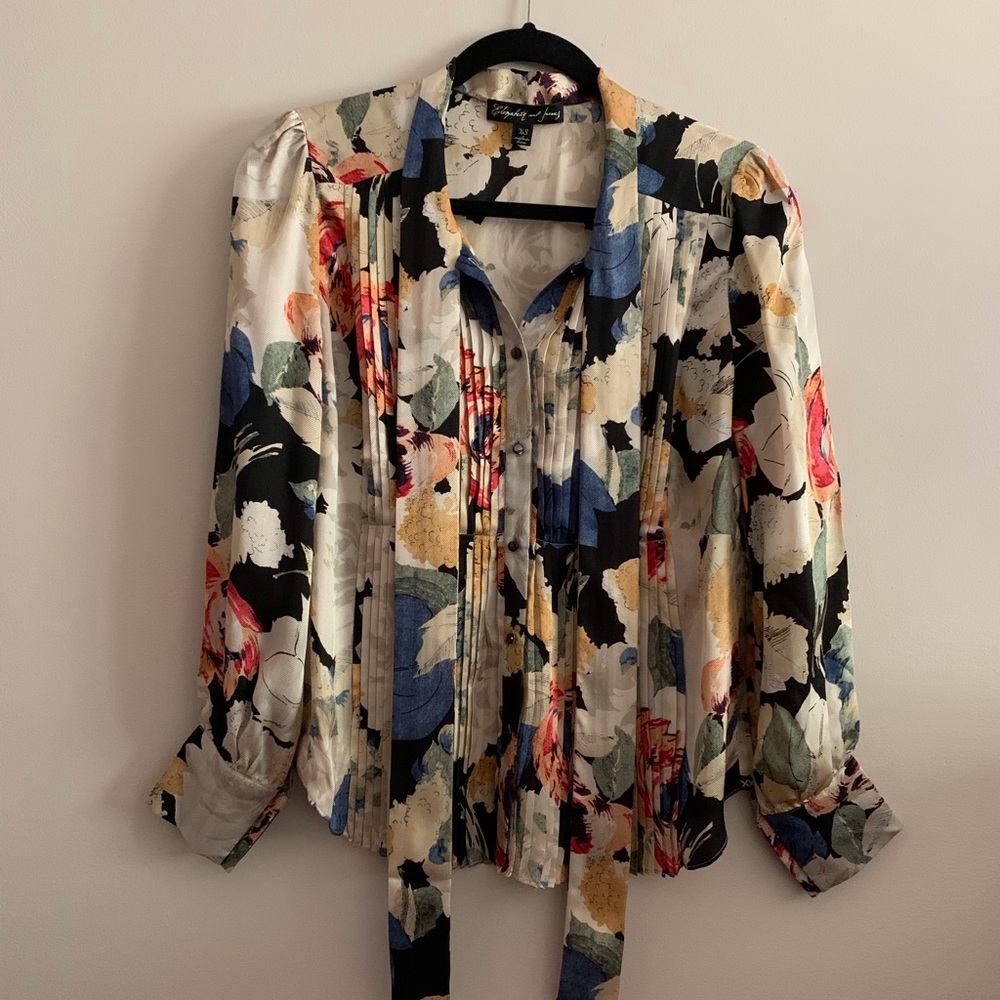 Elizabeth and James Floral Pleated Silk Blouse XS